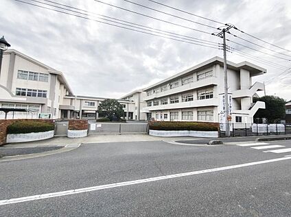加須市立大利根中学校 900ｍ(徒歩12分)