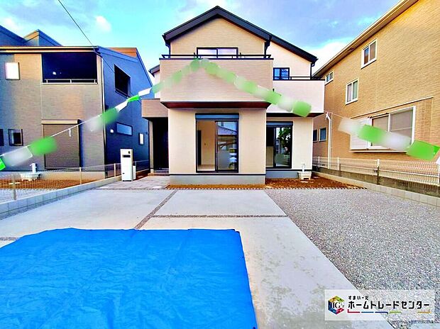【現地外観写真】２号棟　閑静な住宅街は落ち着いた新生活を送るのにぴったりです♪ これだけではない魅力が、現地できっと見つかる！お問合せをお待ちしております。