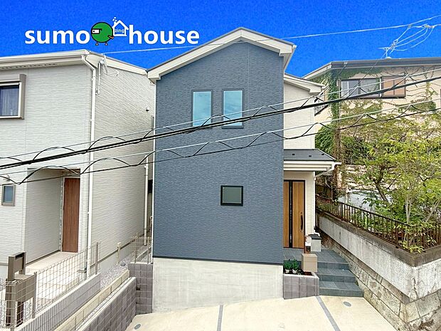 【洗練されたデザイン】毎日のお散歩も快適な緑に恵まれた閑静な住宅地は、伸び伸びスローライフを叶えてくれます。自然豊富な季節の移ろいを身近に感じられる環境で子育てすれば、お子様もきっと素直に成長してくれるはずです！