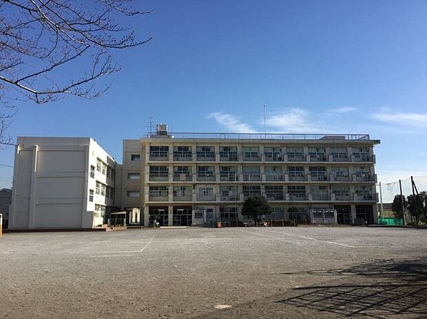 横浜市立篠原小学校（約690m）
