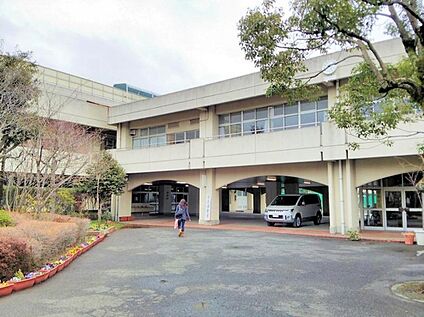 横浜市立鴨志田中学校 550ｍ