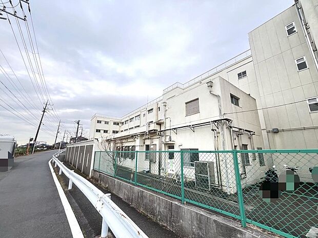 横浜市立羽沢小学校(約1,400m)