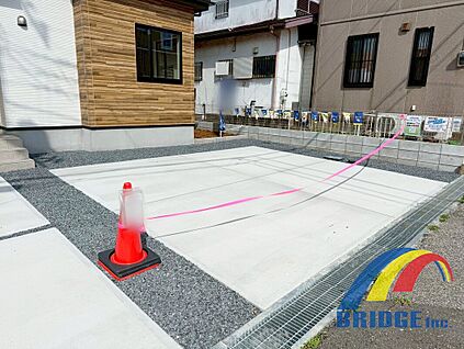 駐車スペース　同社同等施工例写真
