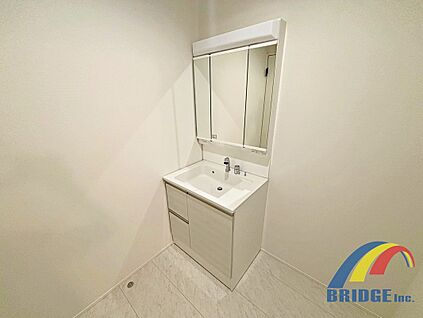 独立洗面台　同社同等施工例写真