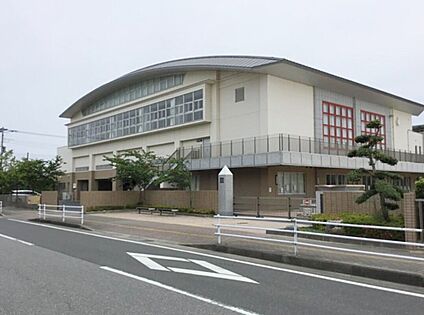 木更津市立木更津第一小学校 246ｍ(徒歩3分)