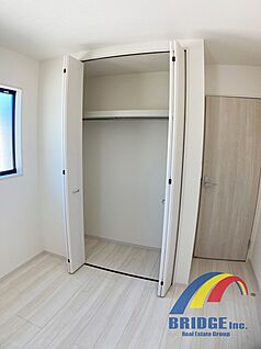 寝室クローゼット 同社同等施工例写真