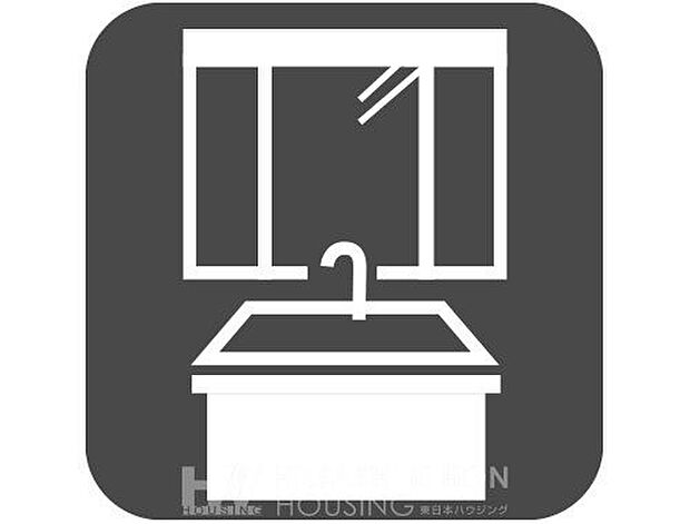 【その他設備】シャワー機能が付いているため、髪を素早く洗うことが可能。 特に時間のない朝には、服を脱ぐことなく髪などのケアが短時間で行えます。