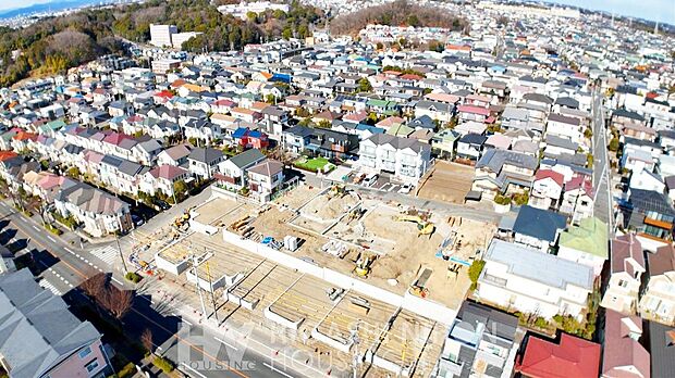 【外観】新しい分譲地では、同年代のお子様がいらっしゃるケースも多く、情報交換がしやすかったり、子どもたちが一緒に通学できる安心感があります。