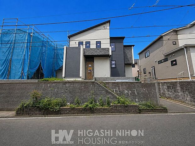 【外観】全12棟の大型分譲地。今回6棟の販売開始となり、選択肢が豊富な今だからこそ理想の住まいを見つけやすいタイミングです。