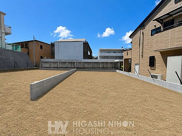 【外観】横浜市営地下鉄ブルーライン「片倉町」駅徒歩7分。駅へのアクセスの良さと、穏やかな住環境を兼ね備えた立地です。※画像は一部CG加工を施しています。