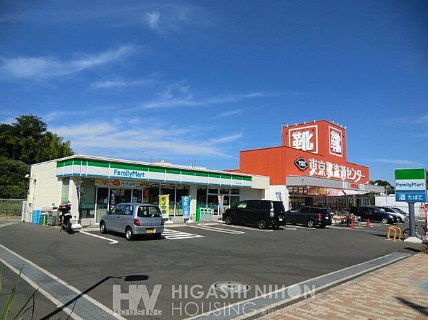 ファミリーマート水沢三丁目店(約370m)