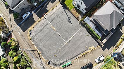 前面道路含む外観
