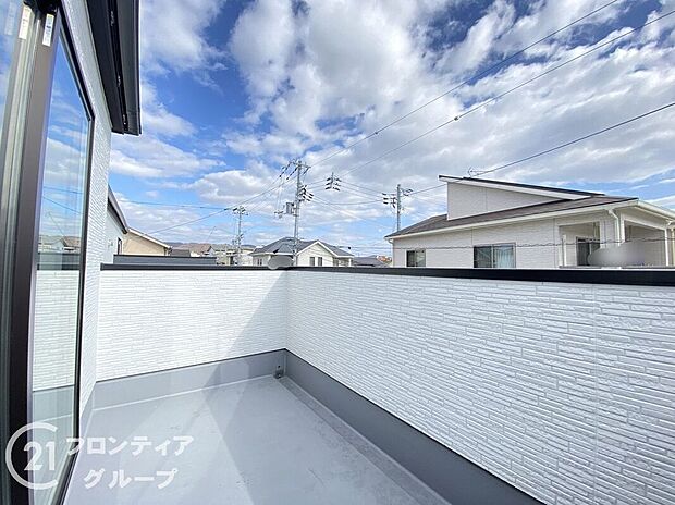 【バルコニー】多様化する住まいのお悩みを当社へお気軽にご相談下さい