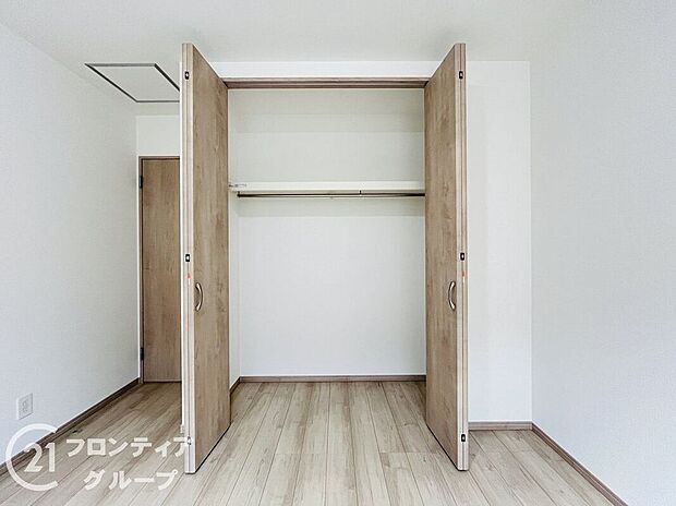 【収納】季節の物などたくさん収納しておける便利なスペースです!