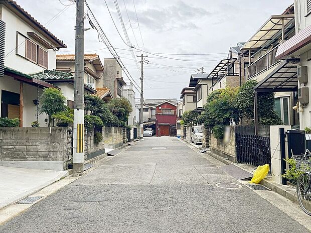 【前面道路含む外観】【現地前道】センチュリーグループにて全国規模の表彰経験多数あり!当社が自信をもってお客様にピッタリの物件をご提案いたします【不動産のプロにお任せください!】