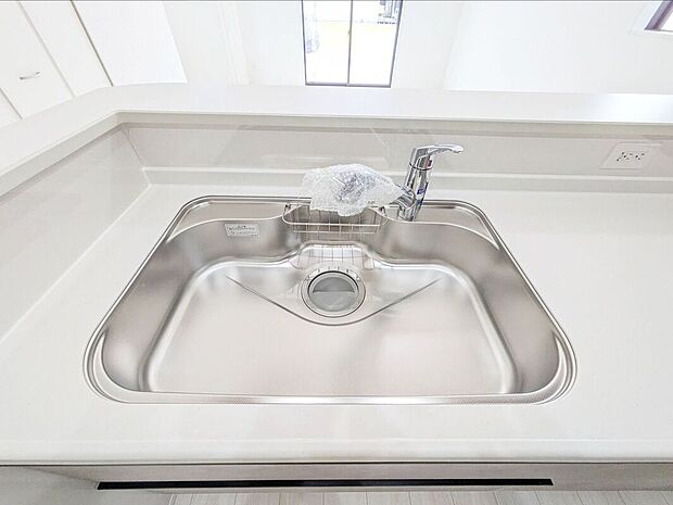 【その他設備】ワイドシンクなので家族が増えても洗い物楽々です