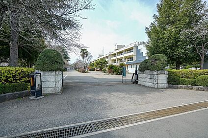 流山市立南部中学校 1190m