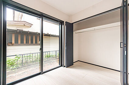 「収納豊富な玄関」