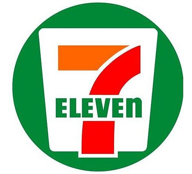 セブンイレブン木更津高柳南店（約781m）