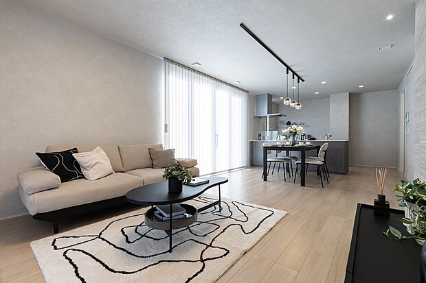 ゆったり広々!おしゃれで開放感のある19帖のLDKです。