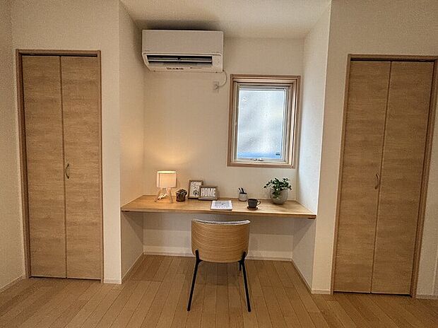 11号地:カウンターを備えたダイニング。キッチンから目の届く場所なので、料理中もコミュニケーションが取れます。