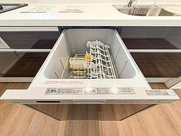 【【ビルトイン食器洗浄乾燥機】】食器洗いのわずらわしさから開放してくれる嬉しい設備。