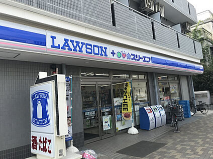ローソン・スリーエフ 梅丘二丁目店 668m