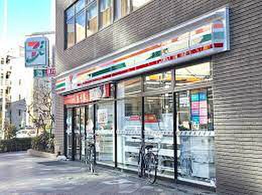 セブンイレブン 西巣鴨駅前店（約409m）