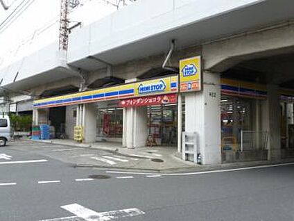 ミニストップ 南荻窪３丁目店 86m