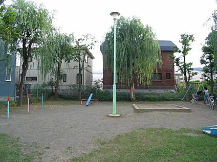 西野太陽公園 50m(徒歩1分)