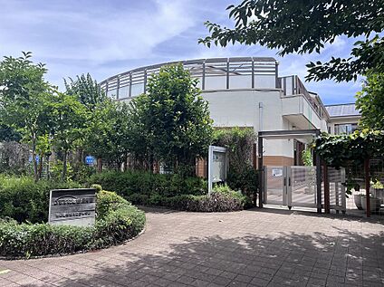 すずきの台保育園 120m(徒歩2分)