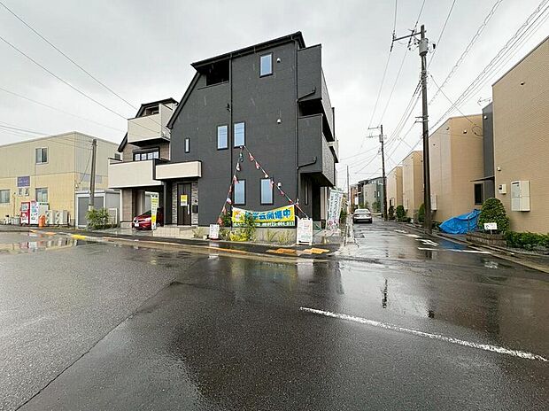 【前面道路含む現地写真】≪内覧以外にも資金計画やライフプランに寄り添ったご提案をいたします♪≫
これだけではない魅力が、現地できっと見つかる!お問合せをお待ちしております♪