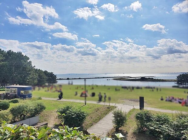 葛西臨海公園（約1,700m）