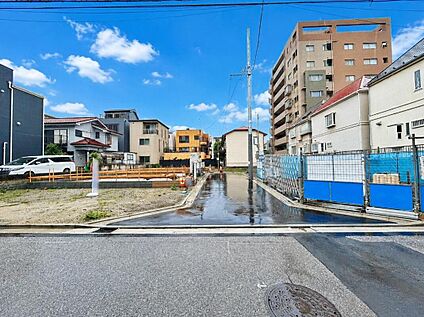 前面道路含む現地写真