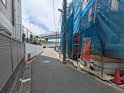 前面道路含む現地写真