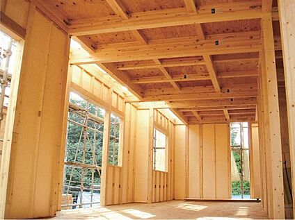    水に強い成形型断熱材「ポリスチレンフォーム」