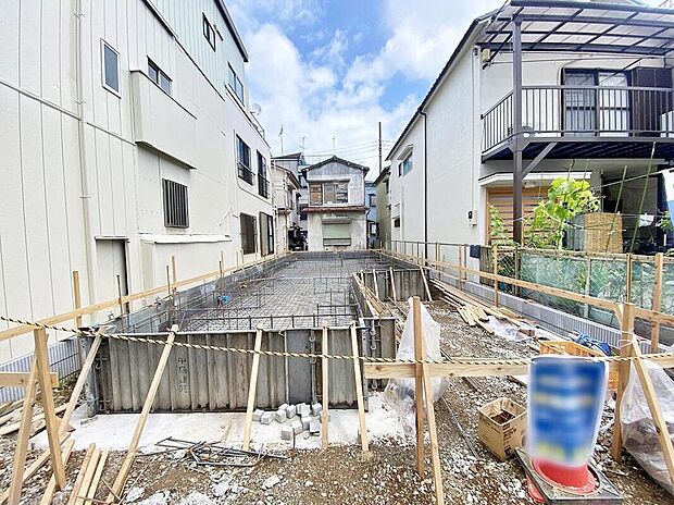 【現地外観写真】≪内覧以外にも資金計画やライフプランに寄り添ったご提案をいたします♪≫
小中学校、複数スーパーが徒歩10分圏内に揃う、ご家族みんなが暮らしやすいエリアです♪是非現地をご確認ください!