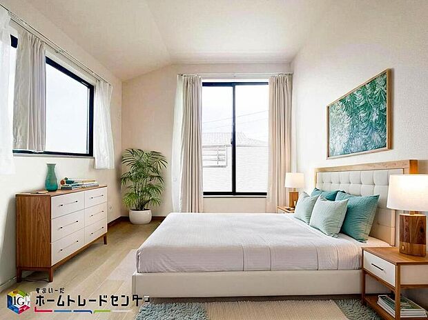 南向きの主寝室は採光も明るく風通し共に良好です。ダブルベッドのサイズのベッドを配置しても十分な広さを確保できる寝室です♪※こちらはCGなどで画像生成したイメージ画像となります。