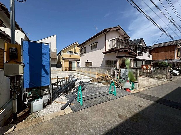 当物件のご案内につきましては、営業スタッフが丁寧に御対応します♪休日、お仕事帰りなど、ご都合に合わせていつでもご案内いたします♪周辺環境と併せて、実際に現地をご確認ください♪