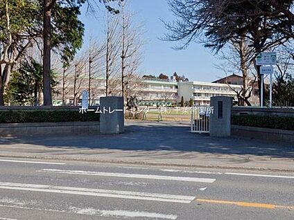 富里市立富里中学校 1821m(徒歩23分)
