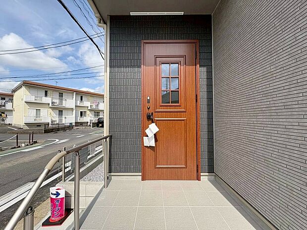 【現地外観写真】耐震性能に自信のある『飯田グループの家』！お客様を守る大切な住宅だからこそ、第3者の検査を受けて安心して住んでいただける住宅を建てております。その頑丈さを、ぜひ現地にてご体感くださいませ。