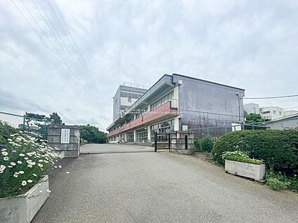 八千代市立勝田台中学校 1000ｍ(徒歩13分)