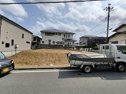 前面道路含む現地写真