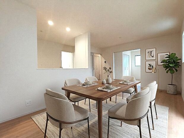 広いリビングは家族が自然と集まる居心地の良い空間 ※家具をCGで加工しており、家具付き販売ではございません。