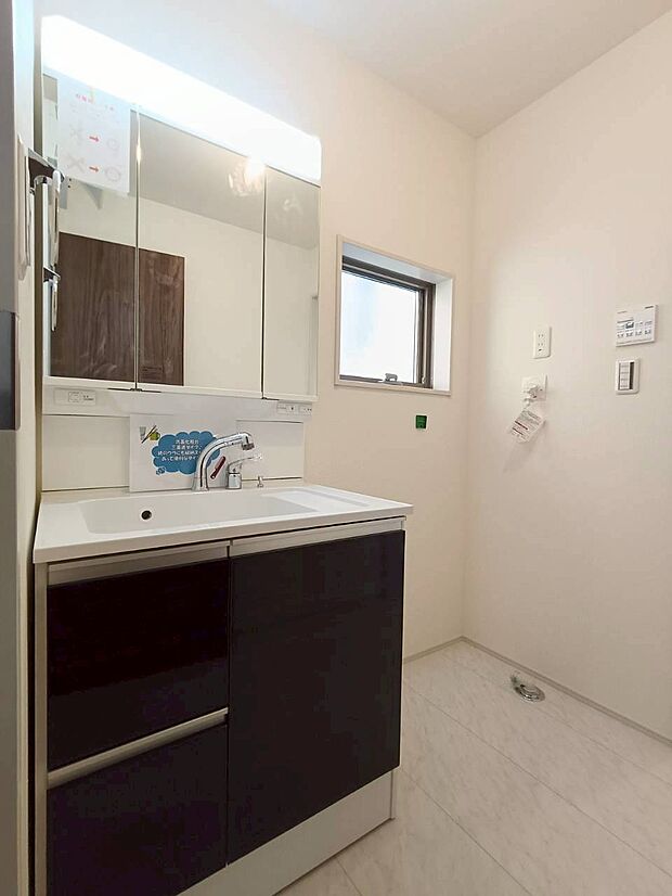 食器洗浄機が後片付けをサポート！食事後の家族のくつろぎタイムをゆっくりもてます♪