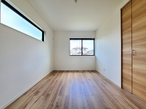 掲載写真は施工例です。建物の雰囲気や設備仕様、実際の暮らし方までイメージしやすくご案内いたします。