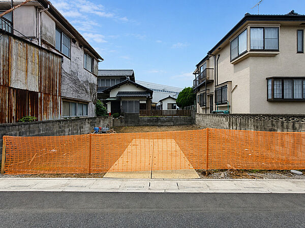 建築中の今だからこそ完成までの過程をご確認いただけます。理想の新生活を思い描きながら、完成を楽しみにお待ちください。