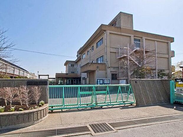 三郷市立南中学校