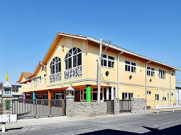 新和幼稚園(約396m)