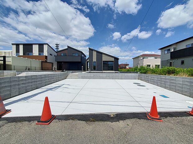 【施工例】掲載写真は施工例です。間取りや設備の特徴、暮らしやすさまで含めて、わかりやすくご案内いたします。